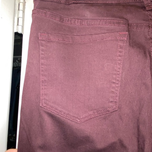 ✨HOST PICK✨Maroon Code Bleu Size 16 Jeans✨ - Picture 11 of 14